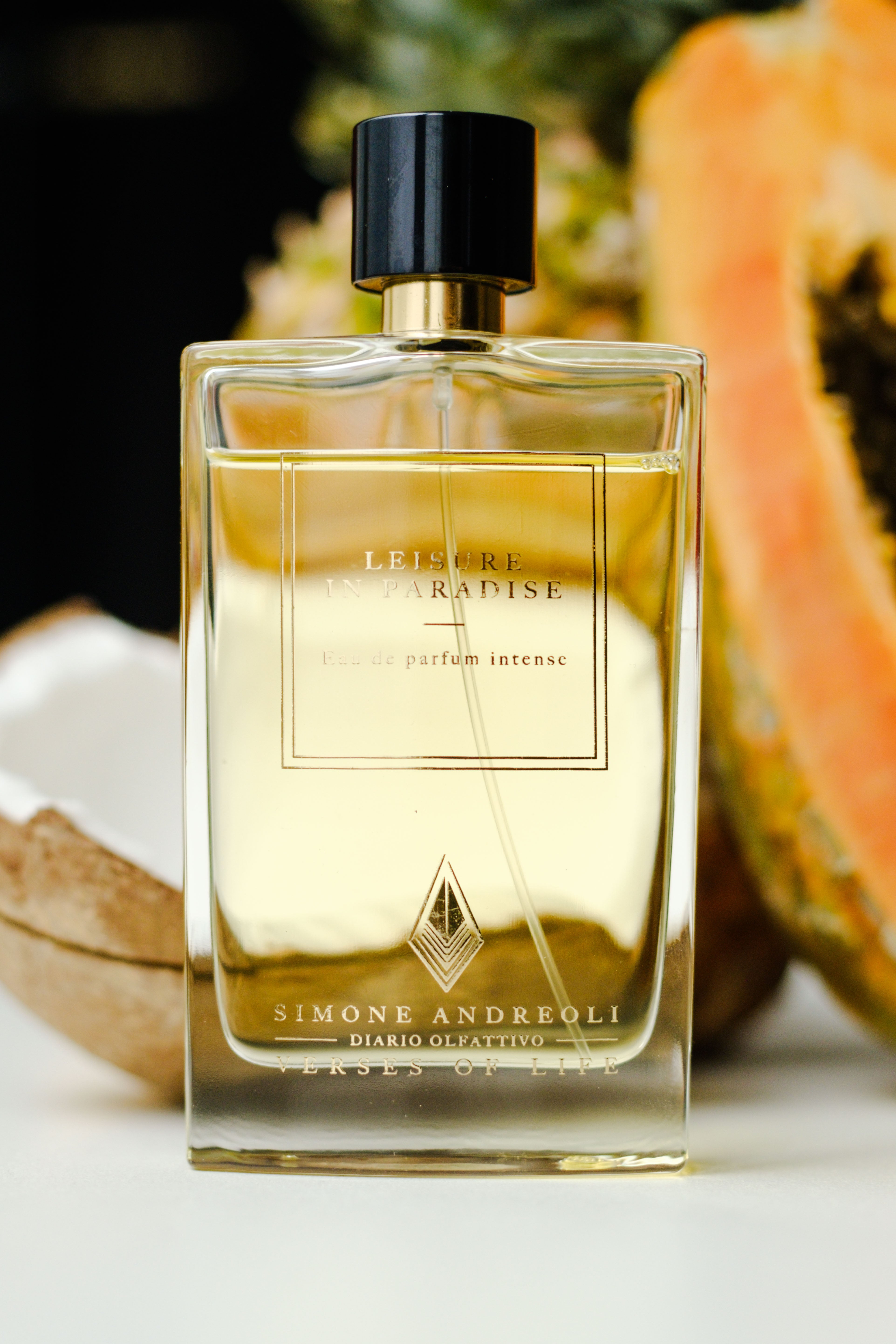 Simone Andreoli Leisure in Paradise