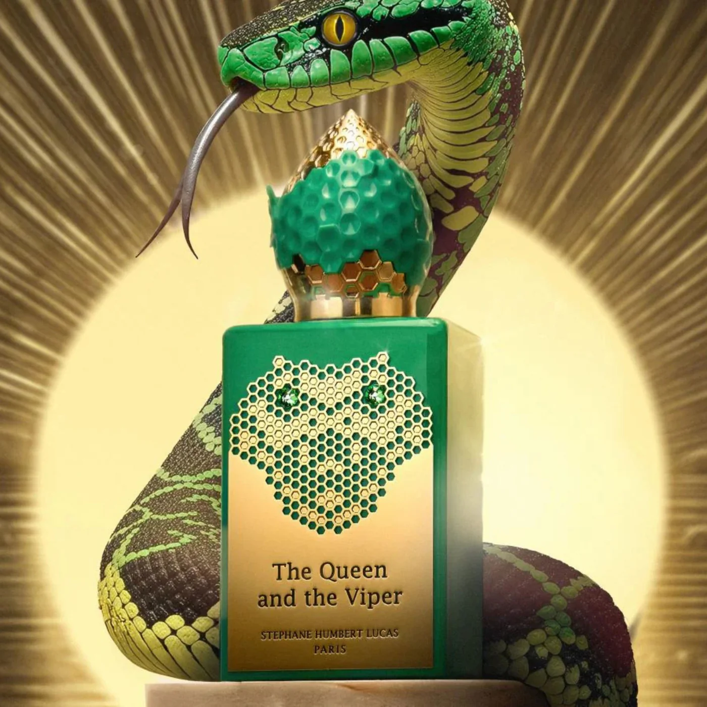 Stephane Humbert Lucas THE QUEEN AND THE VIPER тревел
